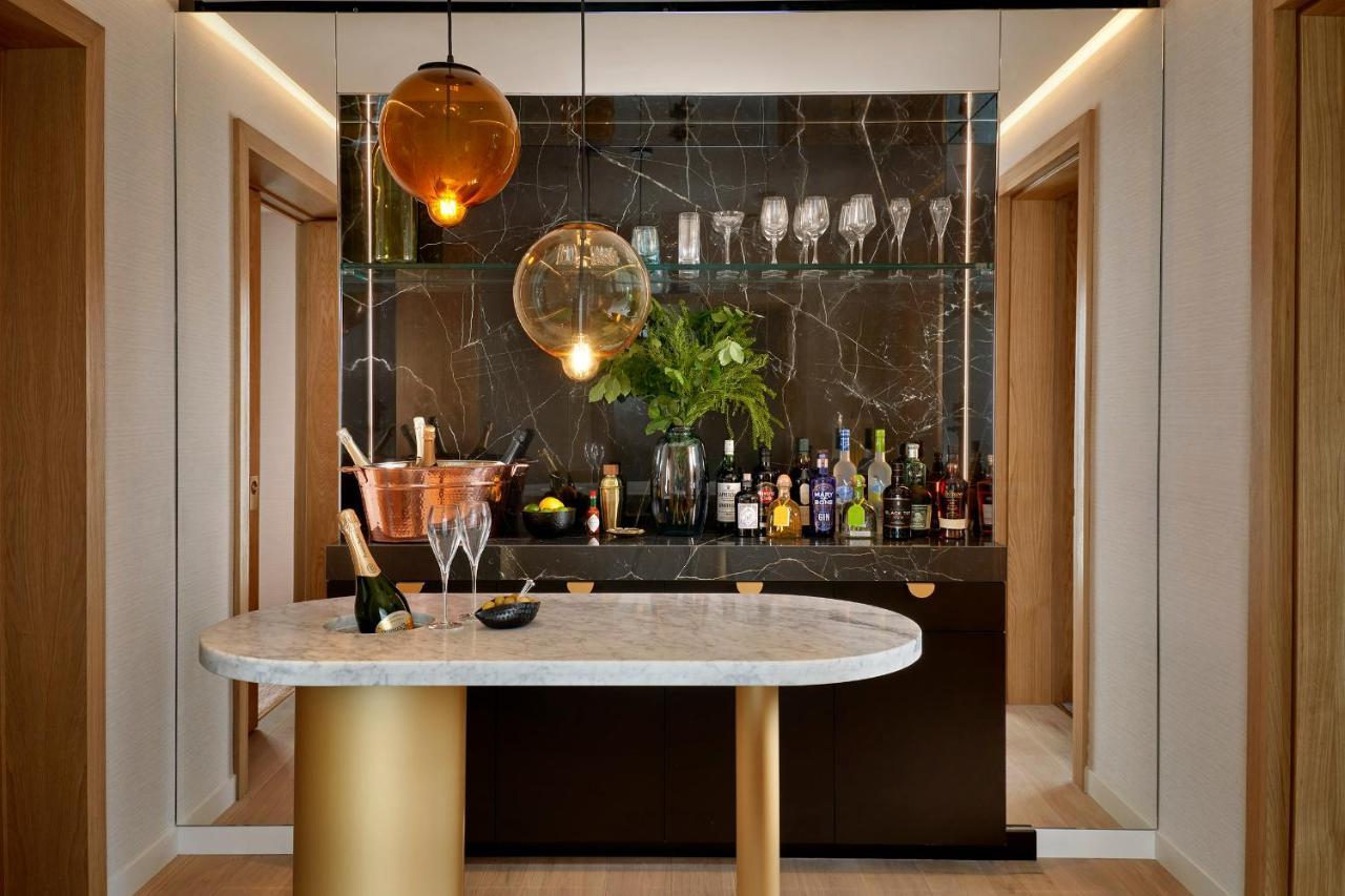 The Botree - Preferred Hotels And Resorts Londra Exterior foto The bar at the 100 East 53rd Street penthouse