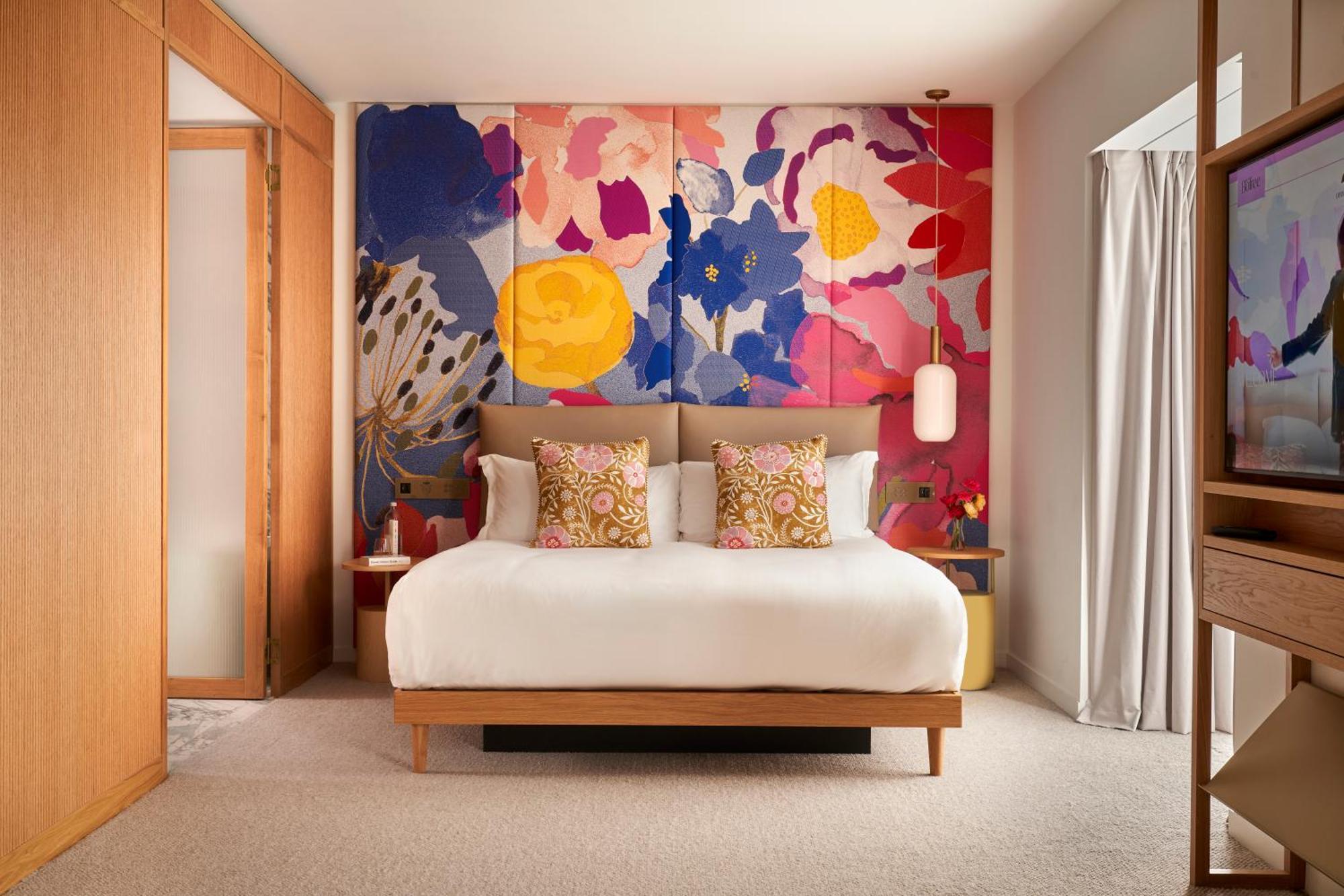 The Botree - Preferred Hotels And Resorts Londra Exterior foto A bedroom at the London Edition